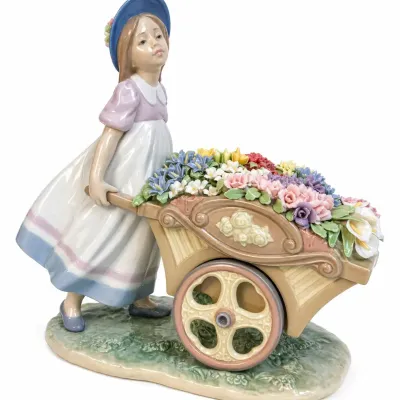 Lladro “Love’s Tender Tokens” Flower Cart Figurine #6521 with Original Box