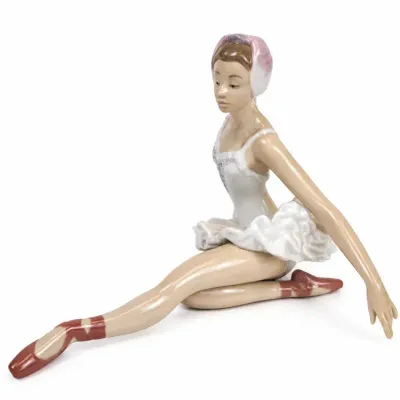 Lladro #5920 “Swan Ballet” Porcelain Ballerina Figurine With Original Box