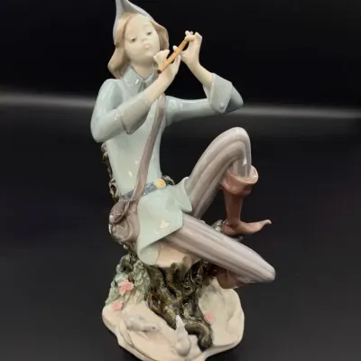 Lladró Privilege Gold “The Pied Piper of Hamelin” #8425 Porcelain Figurine with Original Box