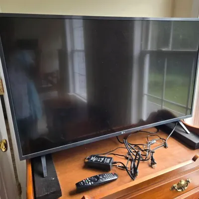 LG 42" LED Flat Screen TV