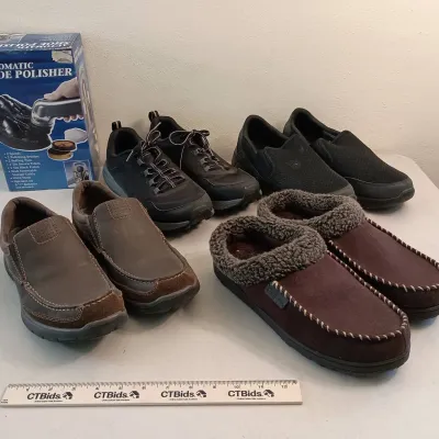 Men's Shoes Size 9 - Skechers, Dockers, Dearfoams, Shoe Polisher