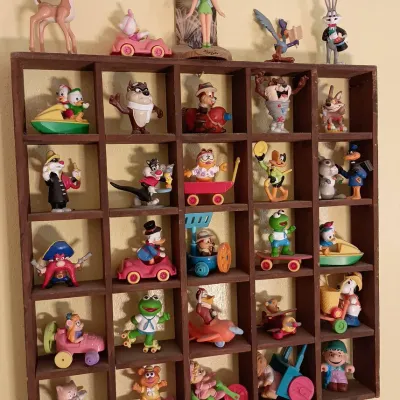 Vintage Disney Toys & Shadow Box - Bambi, Taz, Roadrunner, Bugs, Kermit+++
