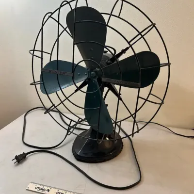 Hunter Century 1930’s-40’s Desk Fan 