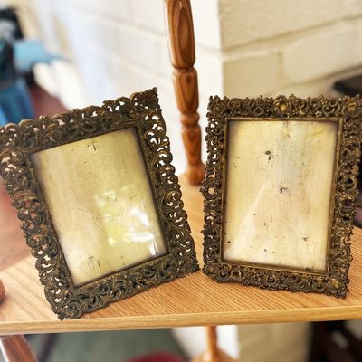 Sale Photo Thumbnail #77: Antique Frames 