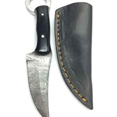 Damascus bladed knife