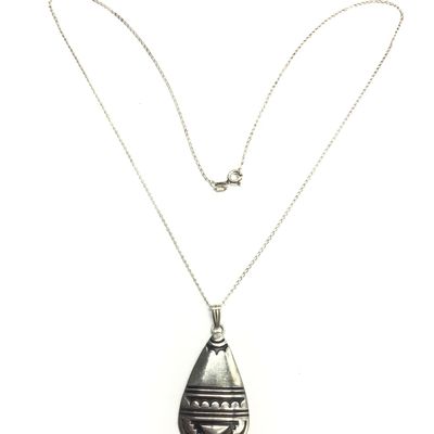 Native American pendant with necklace