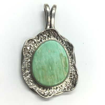 Navajo sterling silver pendant