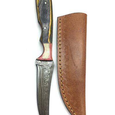Damascus bladed knife