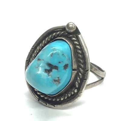 Navajo turquoise ring
