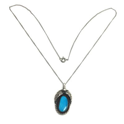 Necklace with Navajo turquoise pendant