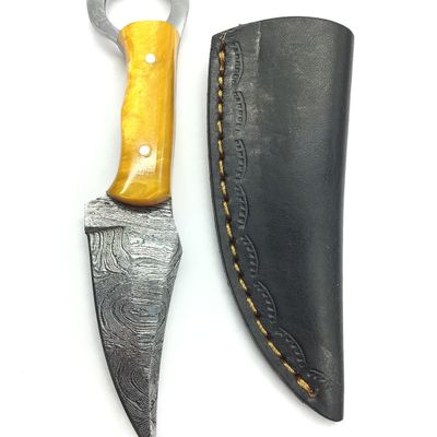 Damascus bladed knife