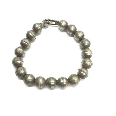 Navajo style pearl beaded bracelet