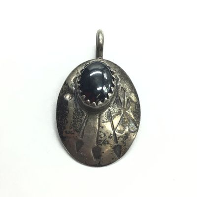 Navajo black onyx pendant