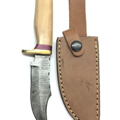 Damascus bladed knife