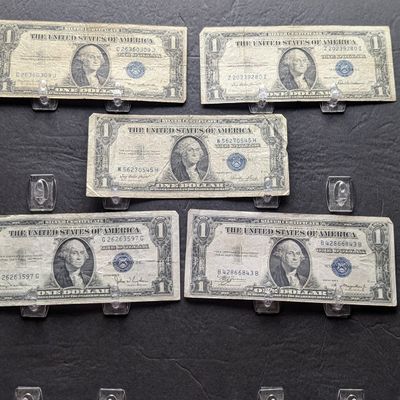 Sale Photo Thumbnail #122: 1935 A, 1935 D, 1935 E, 1935 F, & 1935 G $1 Silver Certificates