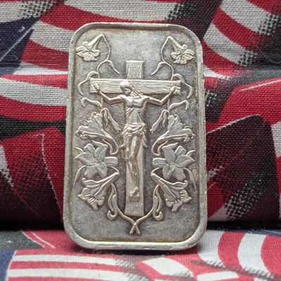 Sale Photo Thumbnail #36: 1 Troy Oz. .999 FINE SILVER Jesus on The Cross Designed Art Bar