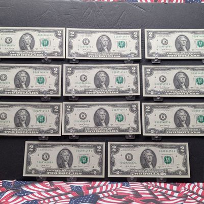Sale Photo Thumbnail #328: (11) 2017 A Series $2 Notes w/ Consecutive Serial #'s - ALL UNC!