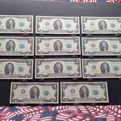 Sale Photo Thumbnail #211: (11) 2017 A Series $2 Notes w/ Consecutive Serial #'s - ALL UNC!