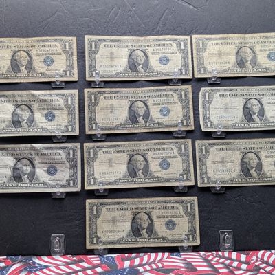 Sale Photo Thumbnail #131: (10) 1935 & 1957 Series $1 Silver Certificates - Including Star Note