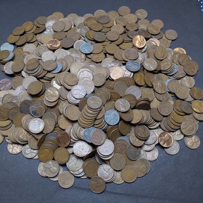 Sale Photo Thumbnail #377: (1,000) Various Dated Lincoln Wheat Cents