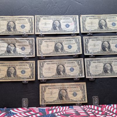 Sale Photo Thumbnail #33: (10) 1935 & 1957 Series $1 Silver Certificates - Including (3) Star Notes