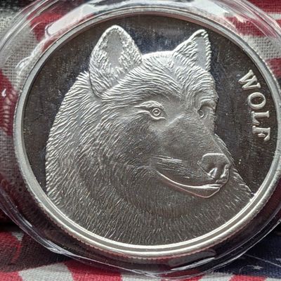 Sale Photo Thumbnail #308: 1 Troy Oz. .999 FINE SILVER Wolf Designed Round