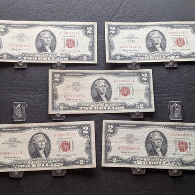Sale Photo Thumbnail #49: (5) 1963 Series $2 RED SEAL Banknotes