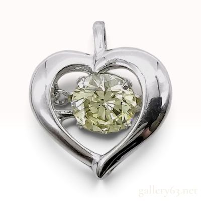 Pt900 Platinum and 0.50ct Natural Diamond Dancing Stone Heart Pendant