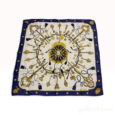 Vintage Hermes Les Cles Silk Carre 90 in Navy and White