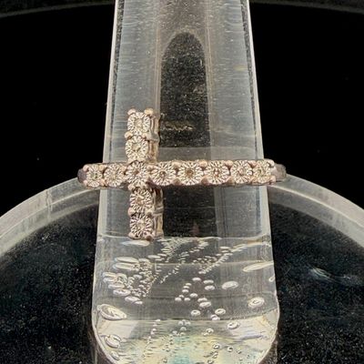 0.10ctw Natural Diamond Sterling Silver Cross Ring Size 7