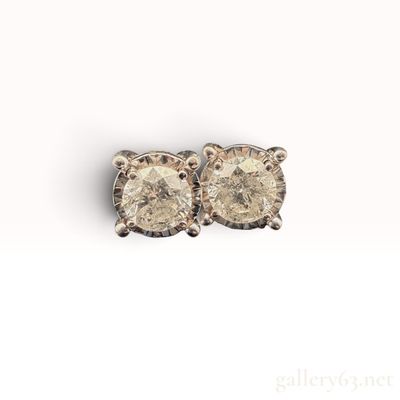 14K White Gold and 0.40ctw Natural Diamond Stud Earrings