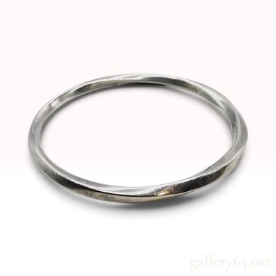 Tiffany and Co. Knife Edge Sterling Silver Twist Bangle