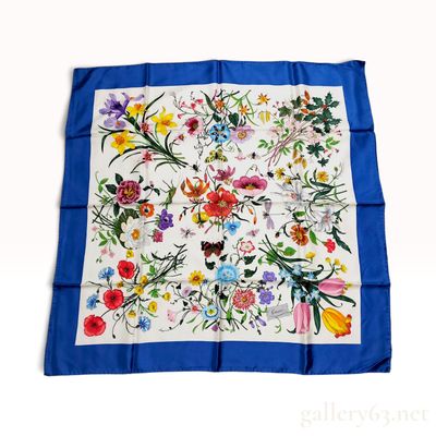 Vintage Gucci Flora Vittorio Accornero Blue Silk Scarf 90 cm