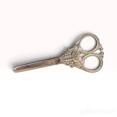 Vintage Cohr Denmark Sterling Silver Grape Pattern Grape Shears 72 grams
