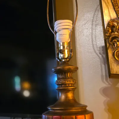 Vintage Hollywood Regency Red Gold Ornate Table Lamp Neoclassical Baroque Decor