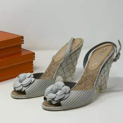 Sale Photo Thumbnail #160