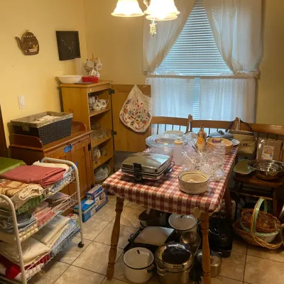 Estate sale photo