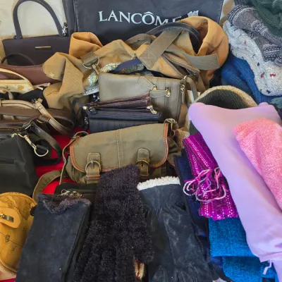 Sale Photo Thumbnail #185
