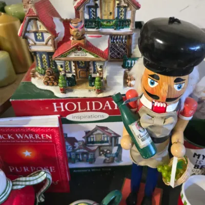 Sale Photo Thumbnail #233