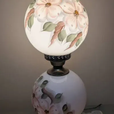 Vintage "Gone with the Wind" Style Parlor Lamp