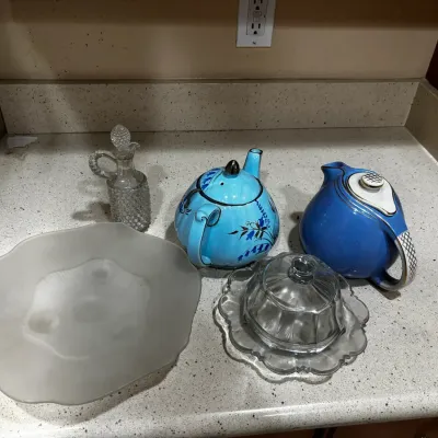 Vintage Teapots & Kitchenware