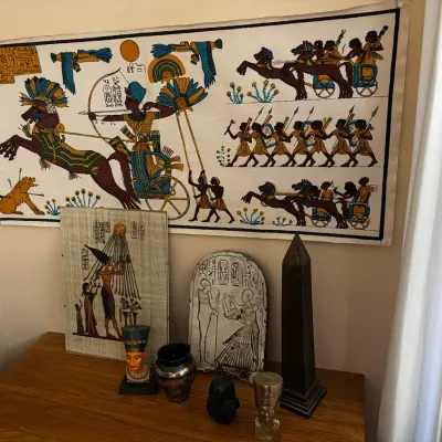 Vintage Egyptian Decor 
