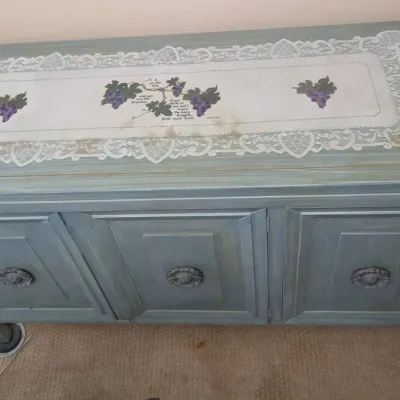 Vintage-style 3-door Wooden Credenza / Buffet Cabinet