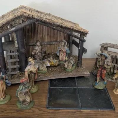 Vintage Fontanini Polymer Nativity Set, Iconic Holiday Collection Handcrafted & Hand-painted M Italy