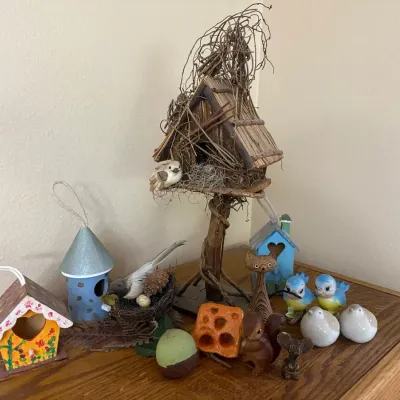 Bird Decor & Bird Houses 