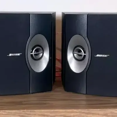 Pair of Bose Reflecting Bookshelf Speakers 