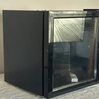 Table Top Refrigerator - Like NEW 