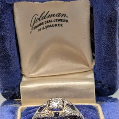 1920s 18K White Gold Art Deco Diamond and Sapphire Ring