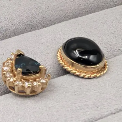 14KP Gold Stud Earrings 