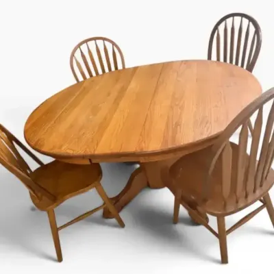 Oak Pedestal Dining Table with 4 Windsor-Style Chairs